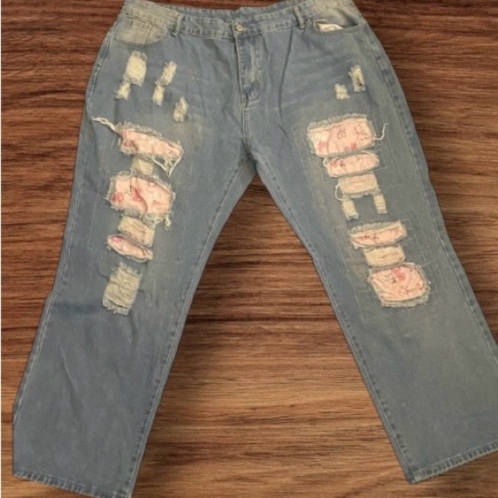 NWOT plus size Distressed patchwork light Blue Jeans